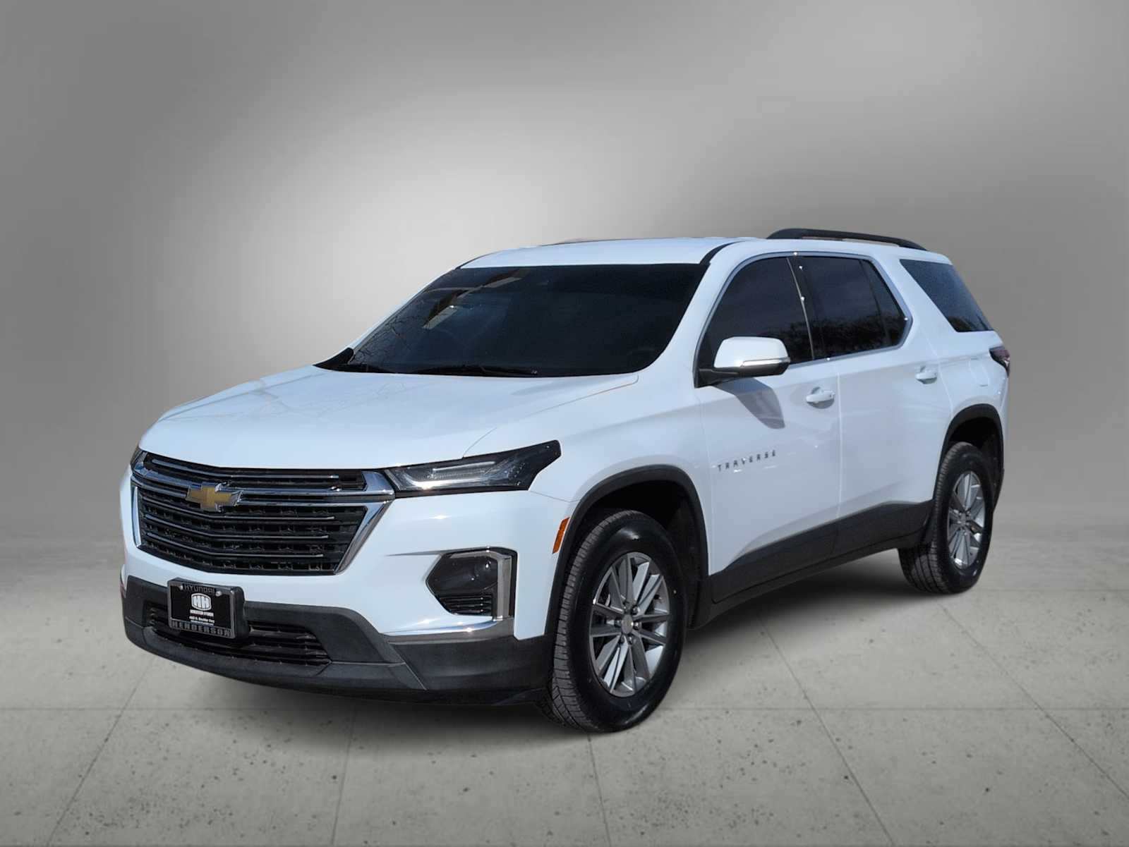 Thumbnail: 2023 Chevrolet Traverse - 4