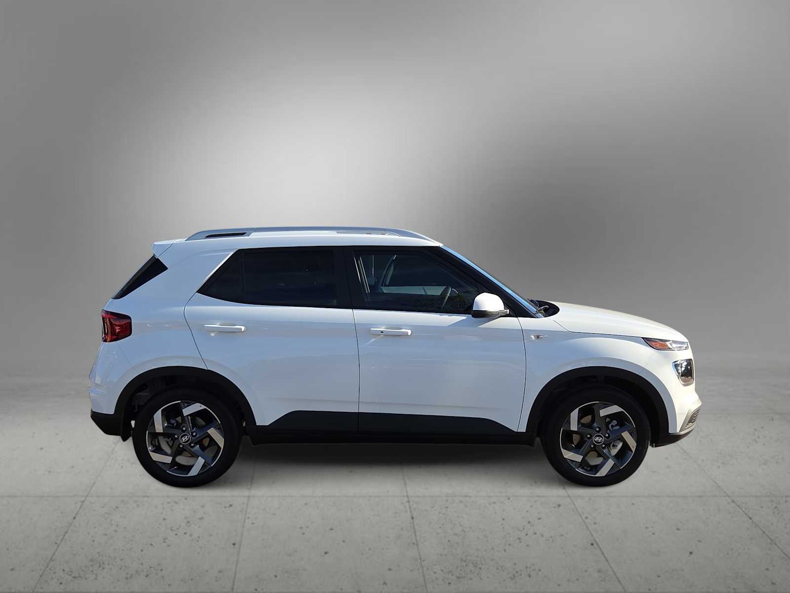 Thumbnail: 2026 Hyundai Venue - 9