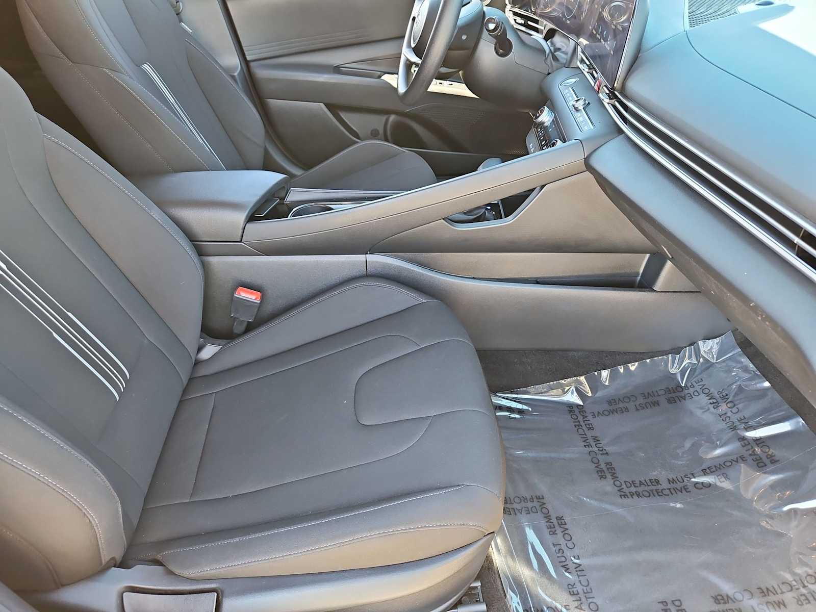 Thumbnail: 2024 Hyundai Elantra - 20