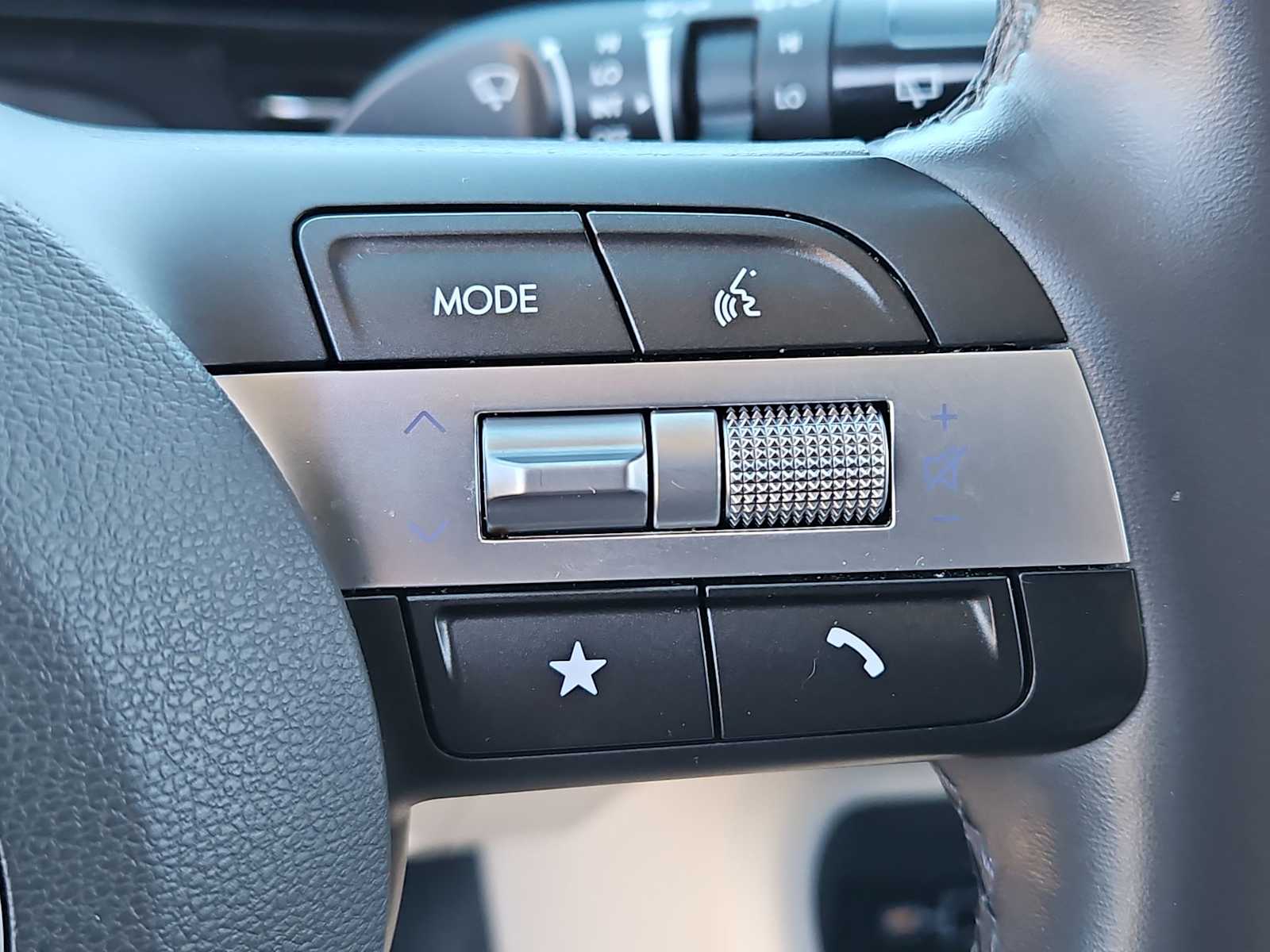 Thumbnail: 2024 Hyundai Kona - 24