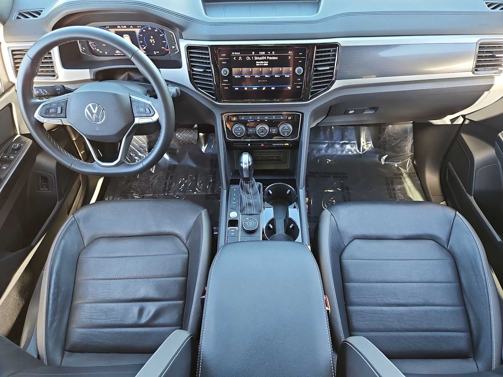 Thumbnail: 2021 Volkswagen Atlas - 15