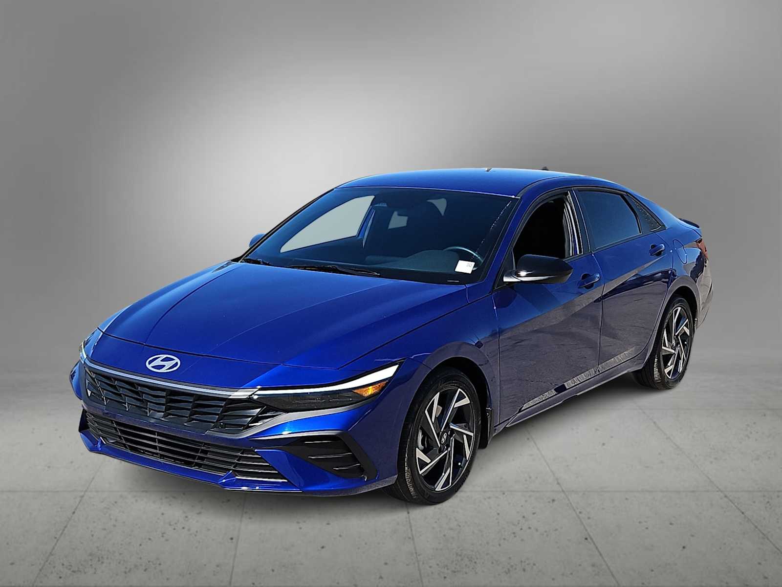 Thumbnail: 2025 Hyundai Elantra - 4