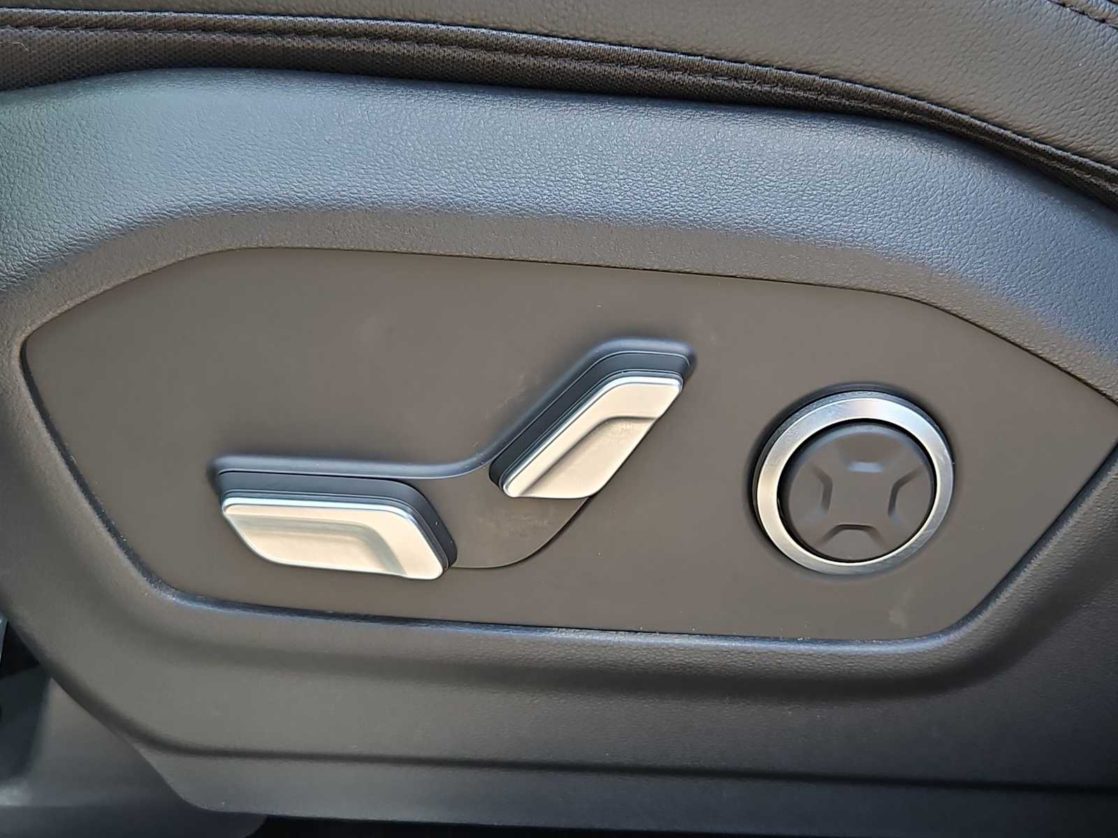 Thumbnail: 2026 Hyundai Santa Fe - 17