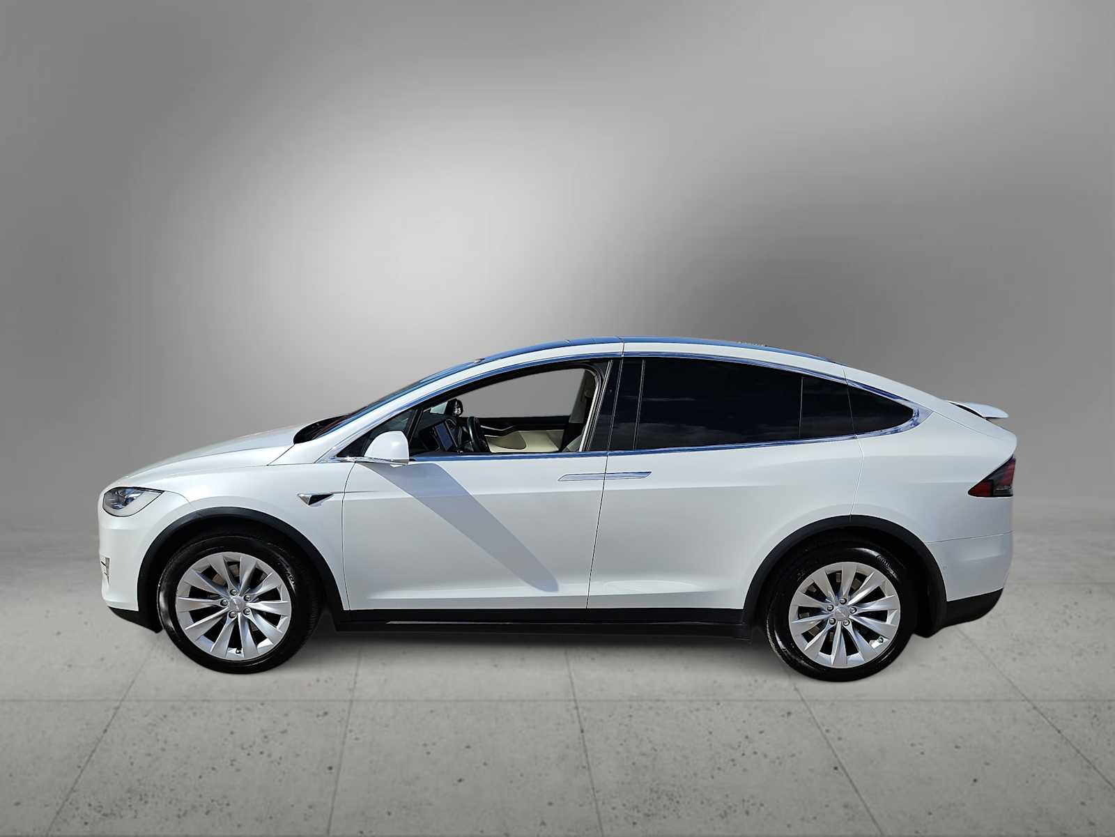 Thumbnail: 2018 Tesla Model X - 5
