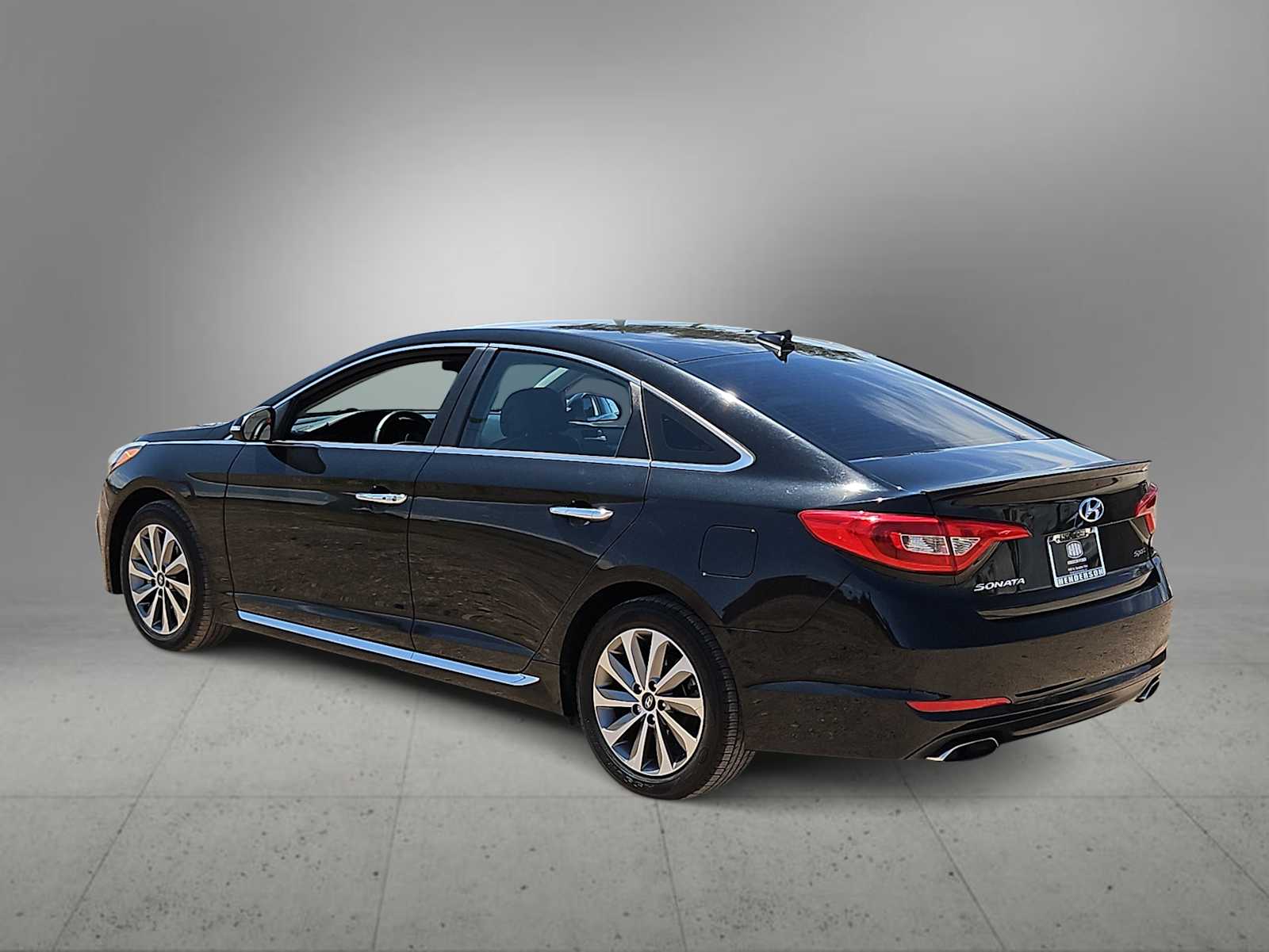 Thumbnail: 2016 Hyundai Sonata - 6