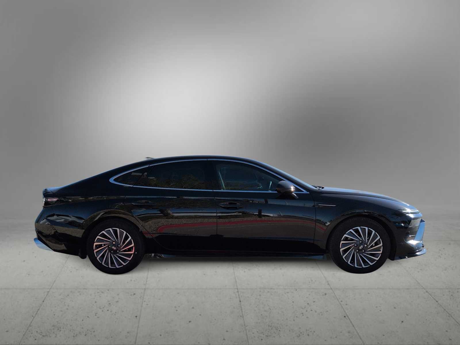 Thumbnail: 2025 Hyundai Sonata - 9