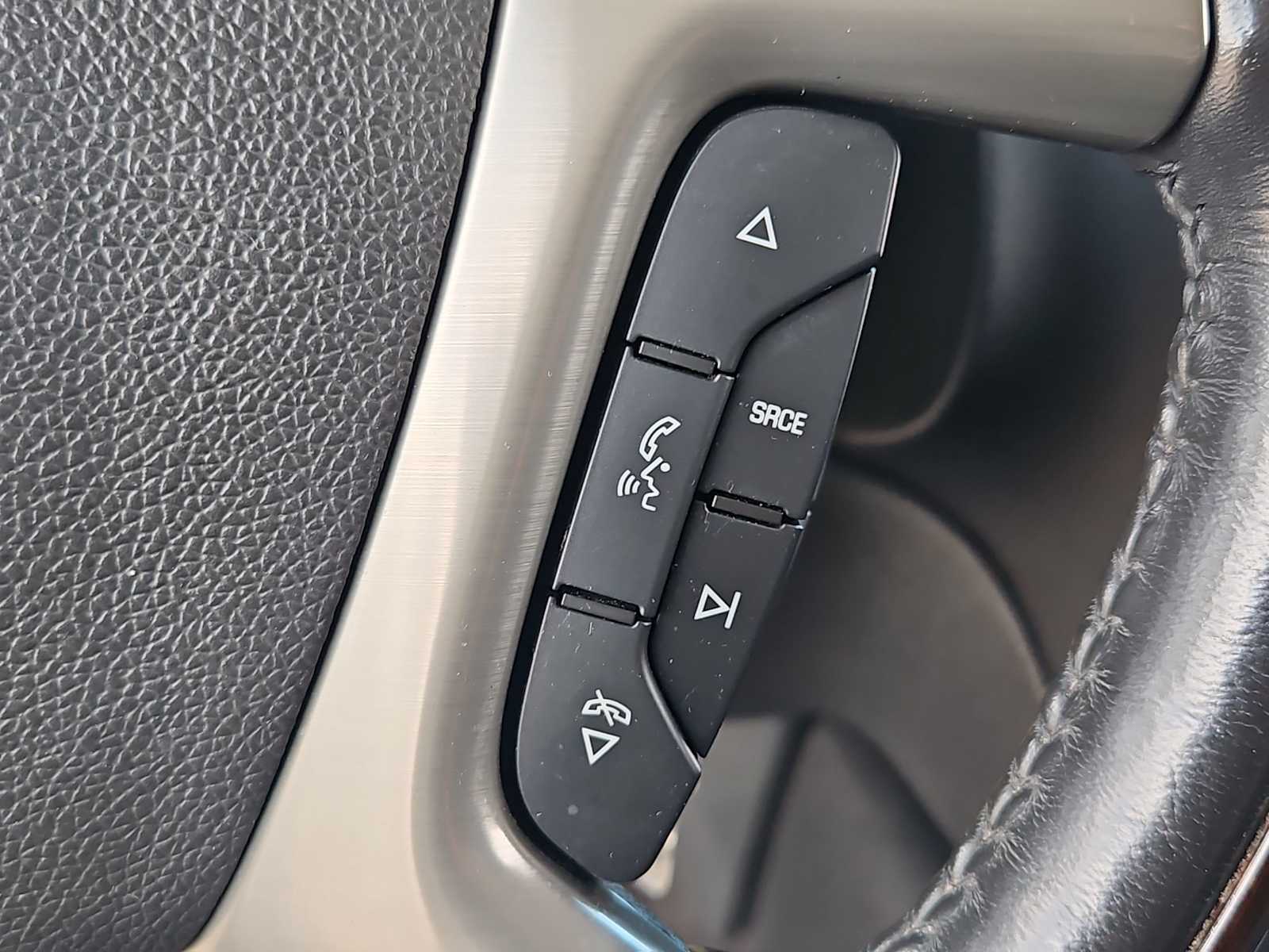 Thumbnail: 2013 GMC Yukon - 25