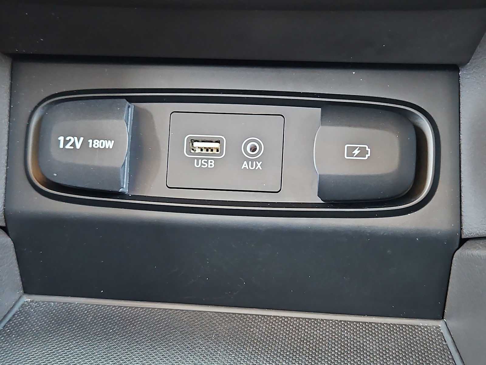 Thumbnail: 2020 Hyundai Santa Fe - 30