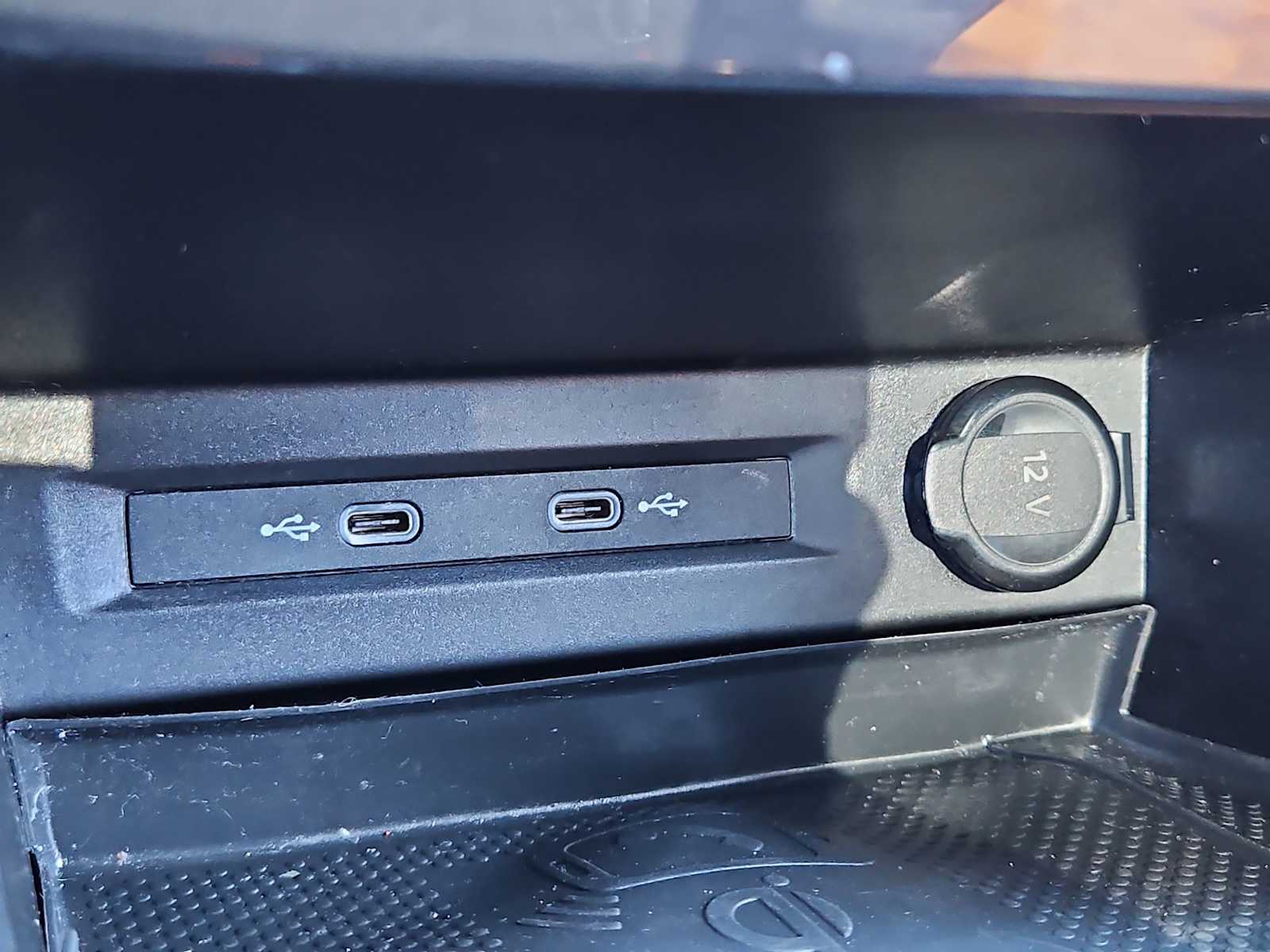 Thumbnail: 2023 Volkswagen Tiguan - 31