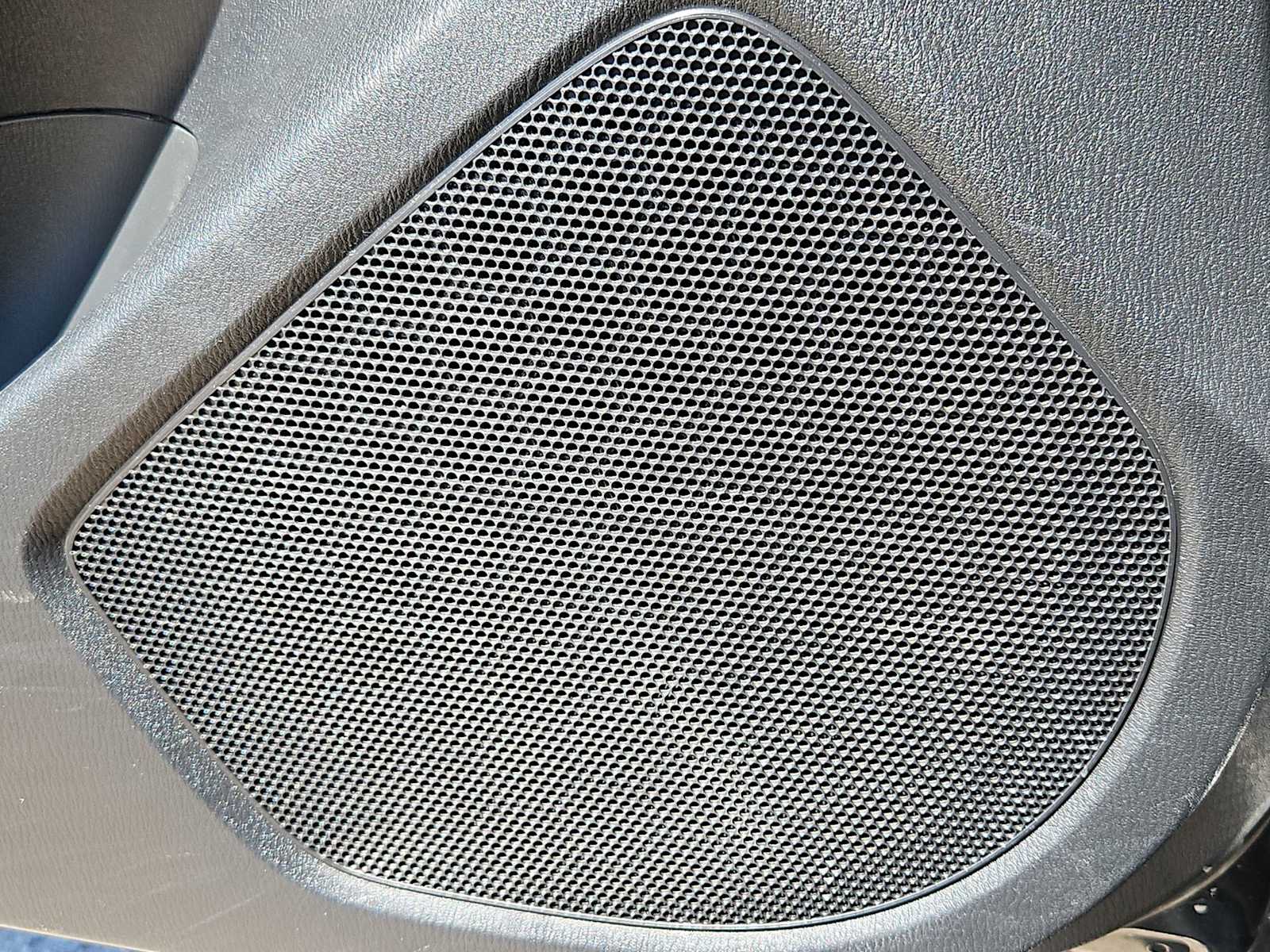 Thumbnail: 2018 Mazda Mazda3 - 29