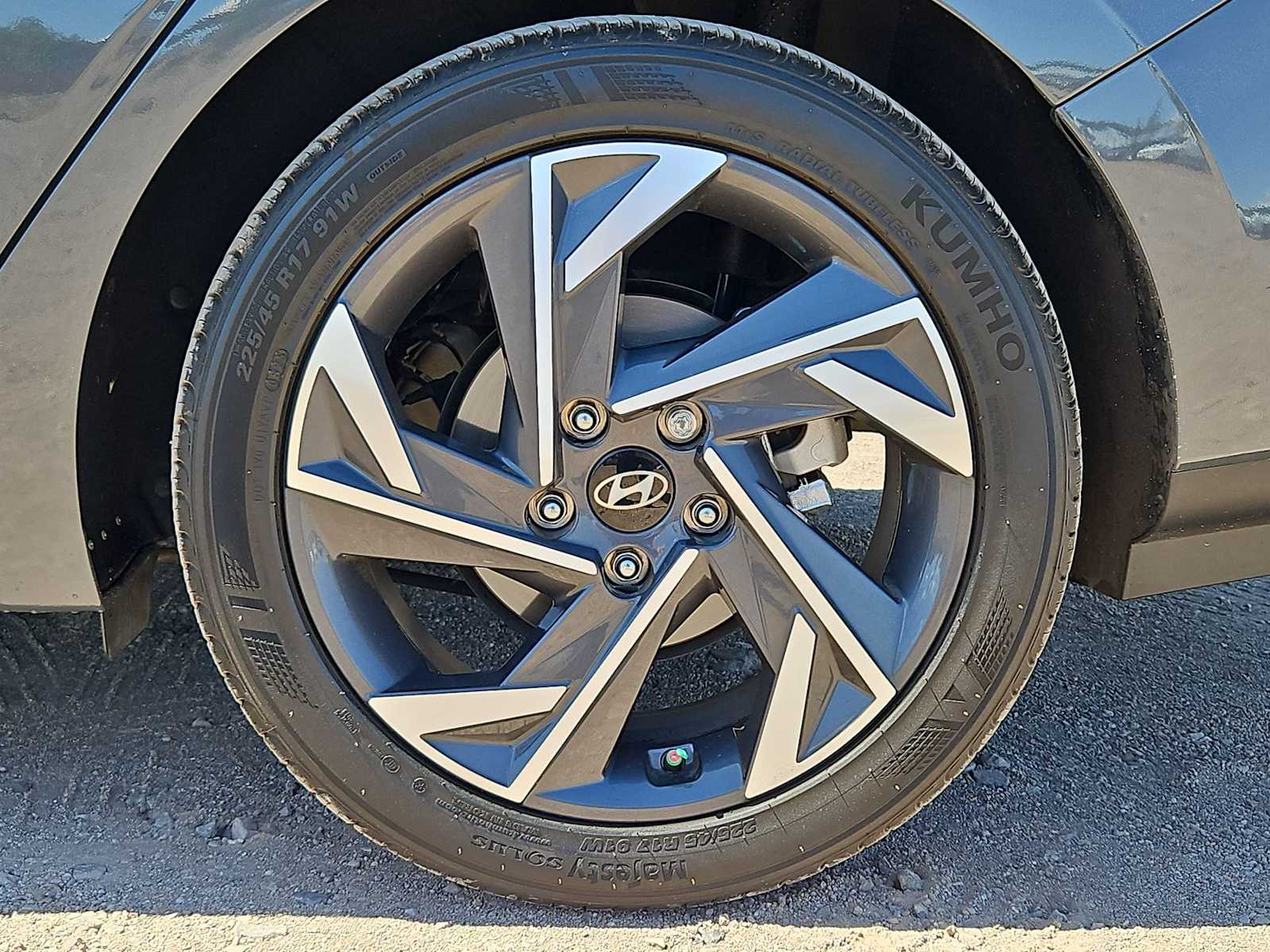 Thumbnail: 2025 Hyundai Elantra - 13
