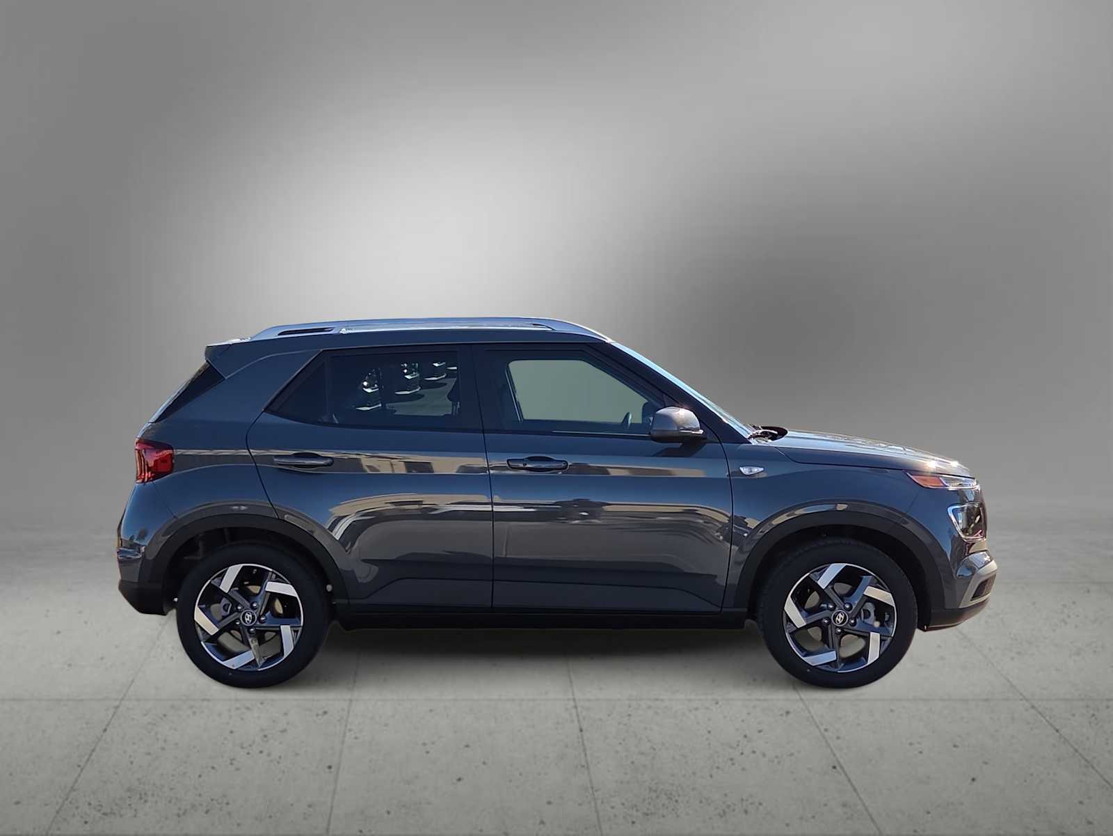 Thumbnail: 2026 Hyundai Venue - 9