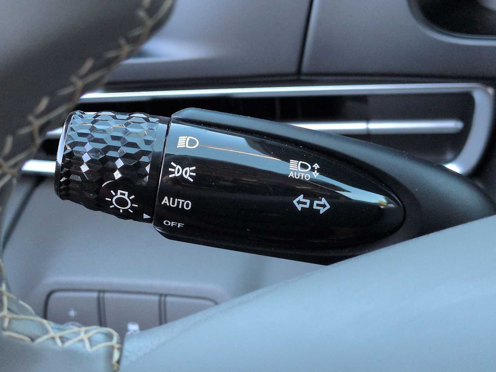 Thumbnail: 2025 Hyundai Elantra - 27