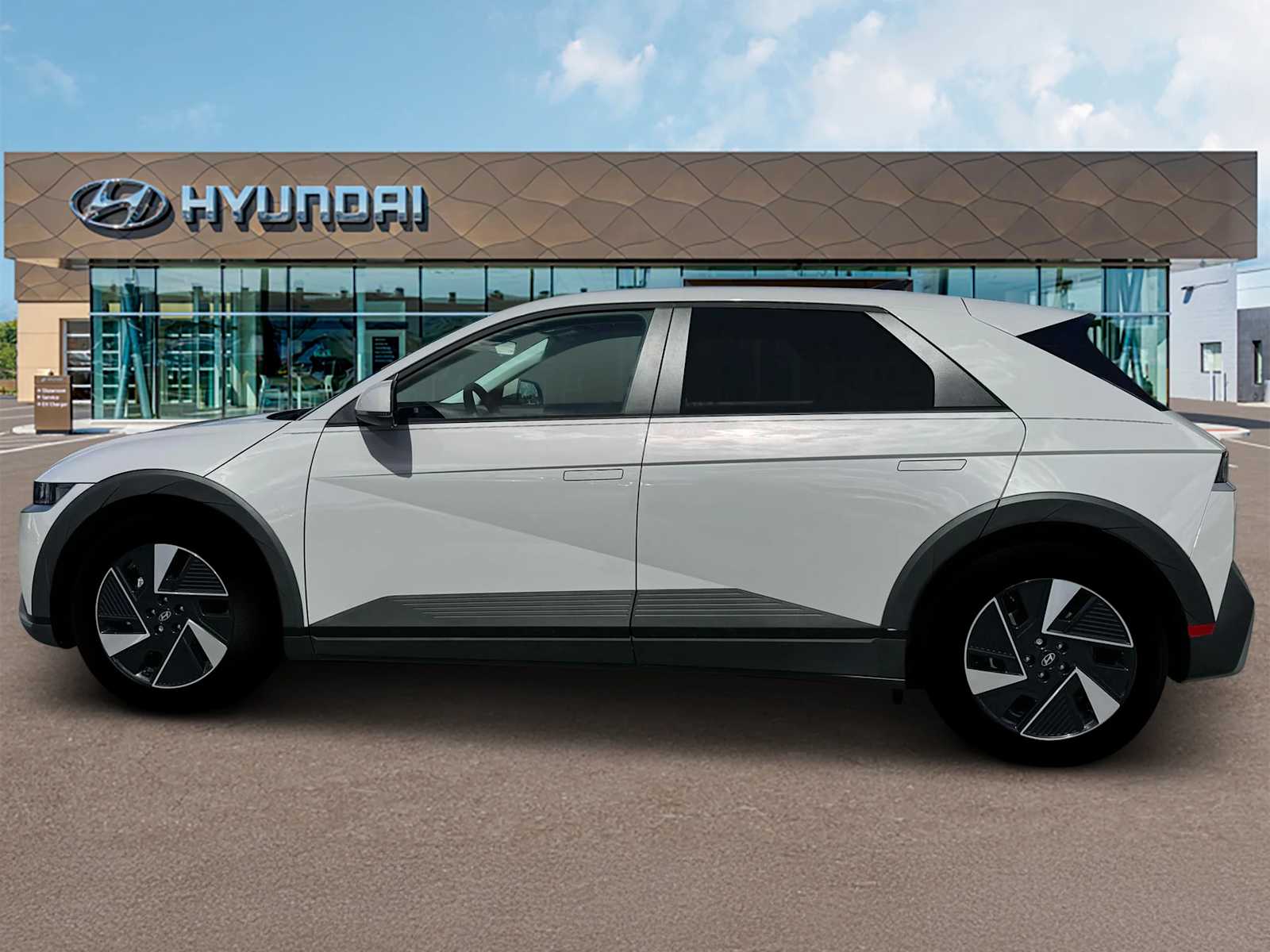Thumbnail: 2026 Hyundai Ioniq 5 - 3