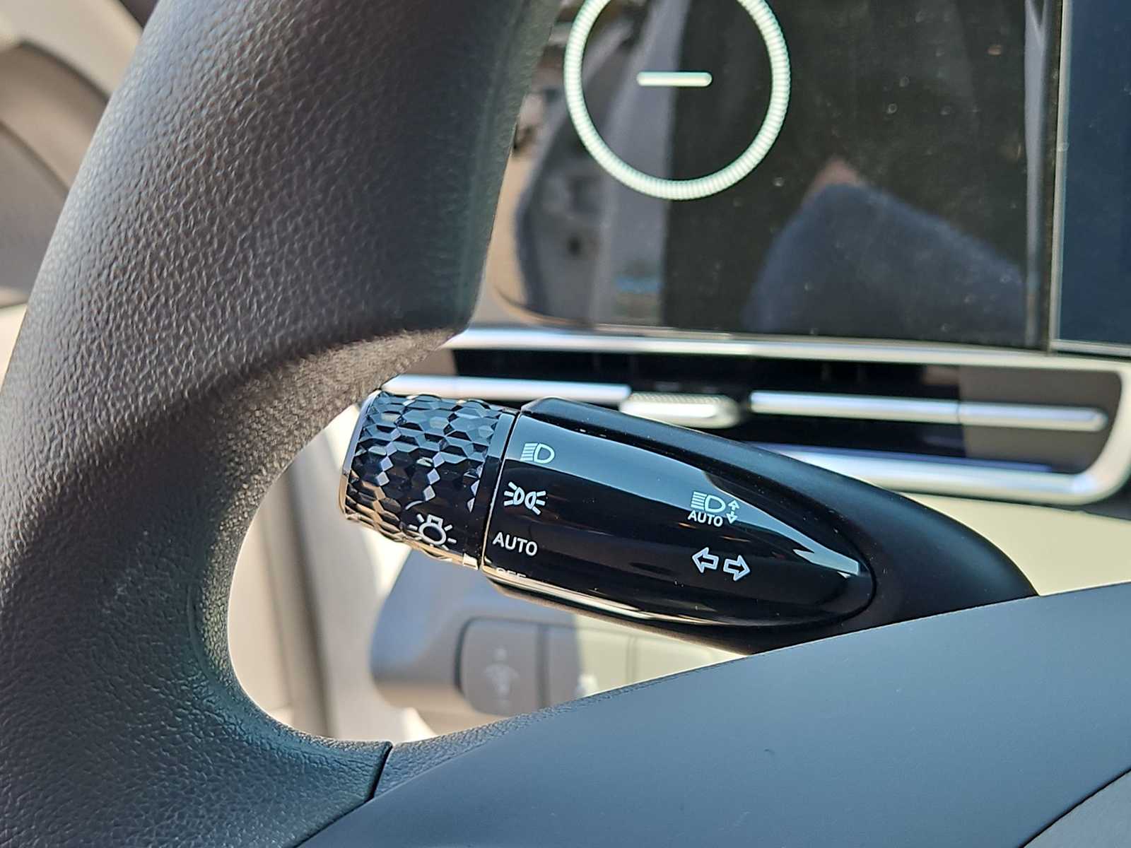 Thumbnail: 2024 Hyundai Elantra - 24