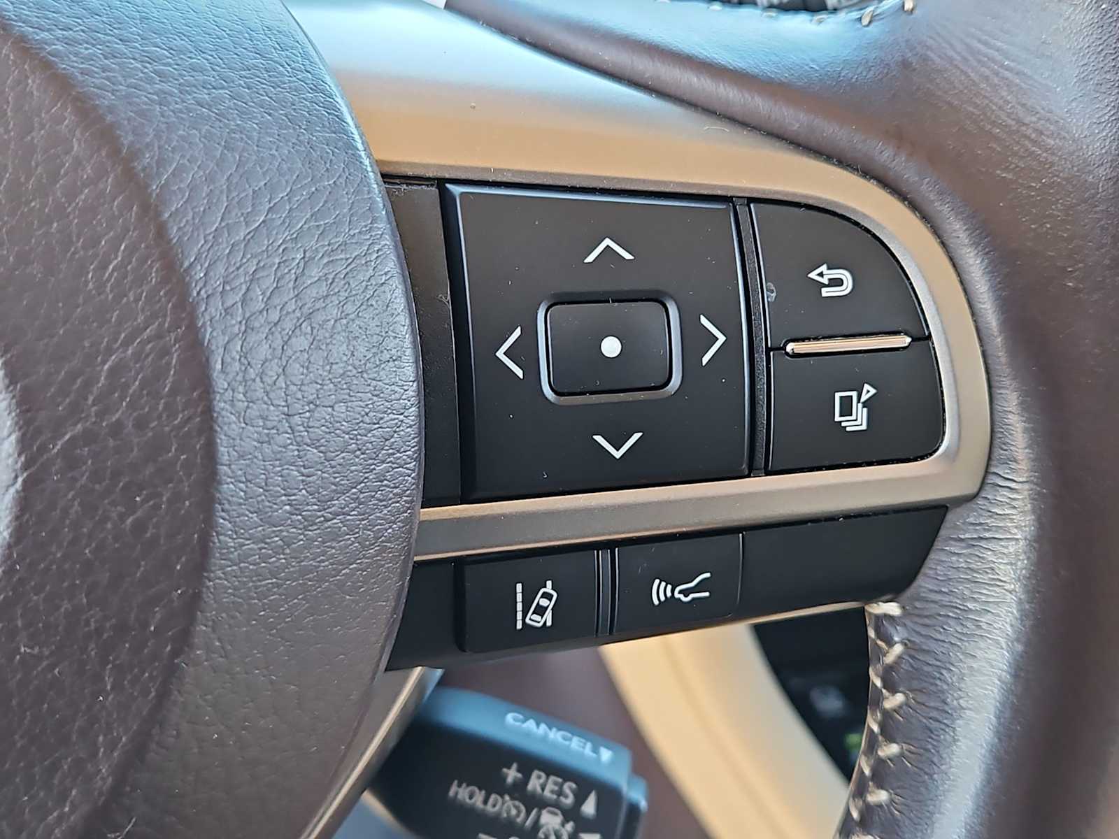 Thumbnail: 2017 Lexus RX - 26