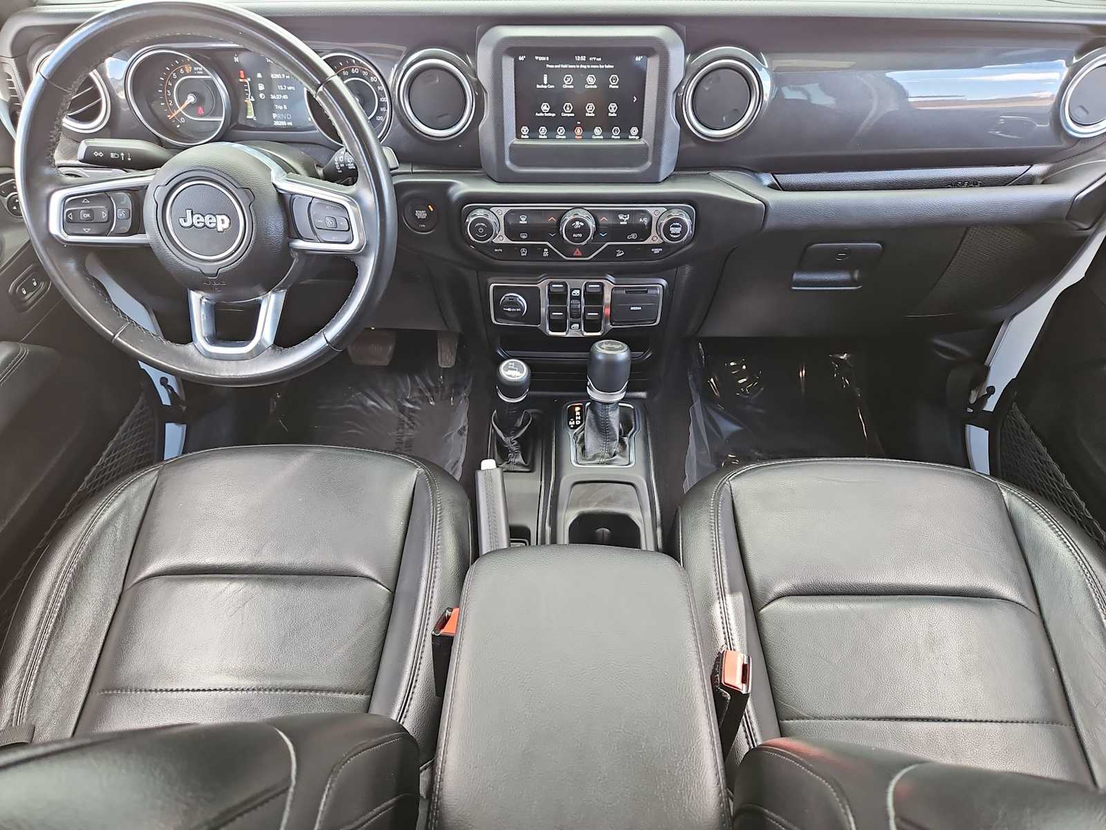 Thumbnail: 2021 Jeep Wrangler - 16