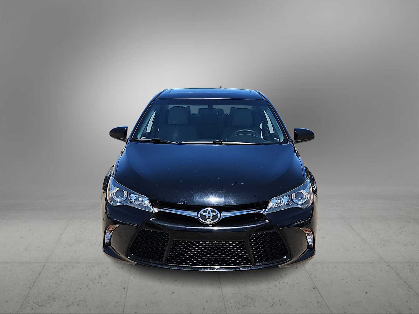 Thumbnail: 2015 Toyota Camry - 3