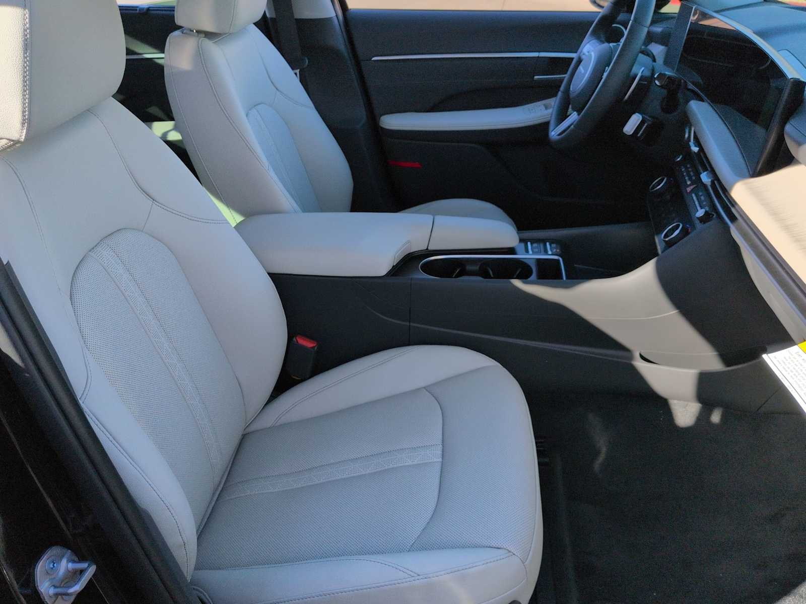 Thumbnail: 2025 Hyundai Sonata - 23