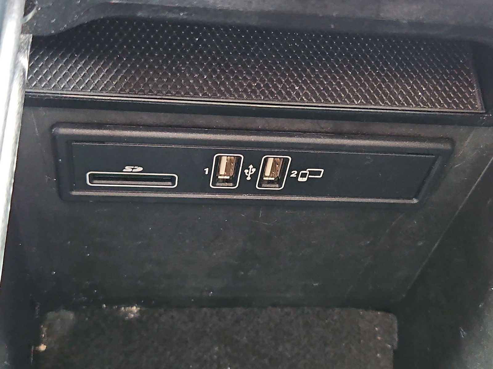 Thumbnail: 2019 Mercedes-Benz GLC - 30