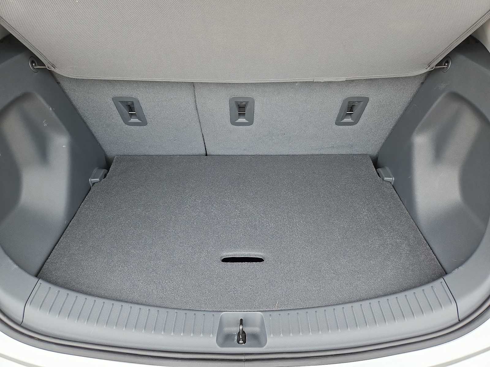 Thumbnail: 2020 Chevrolet Bolt EV - 33