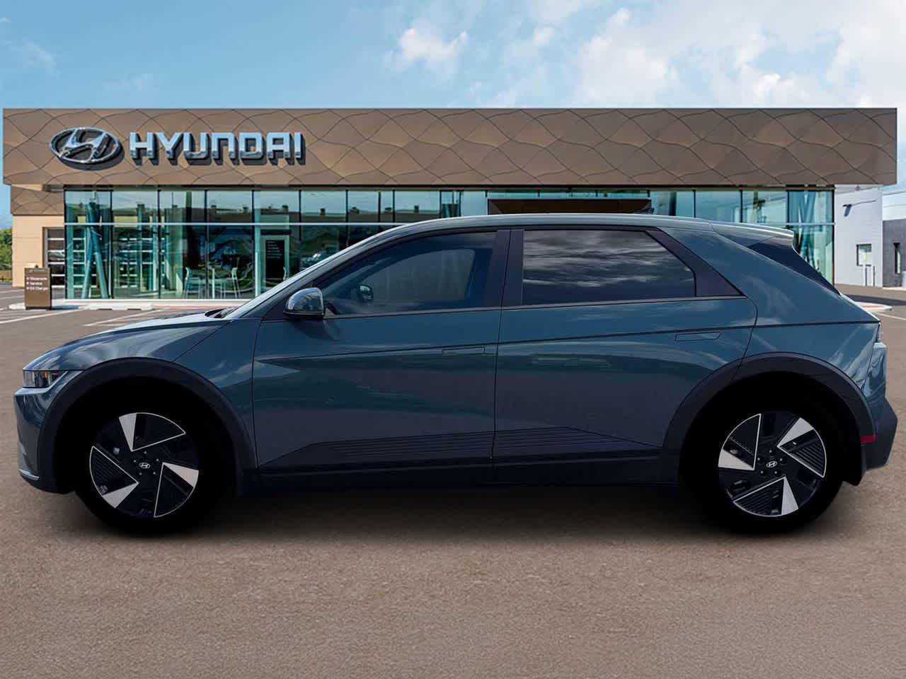 Thumbnail: 2026 Hyundai Ioniq 5 - 3