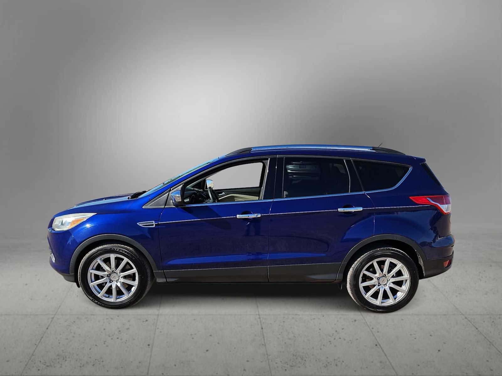 Thumbnail: 2015 Ford Escape - 5