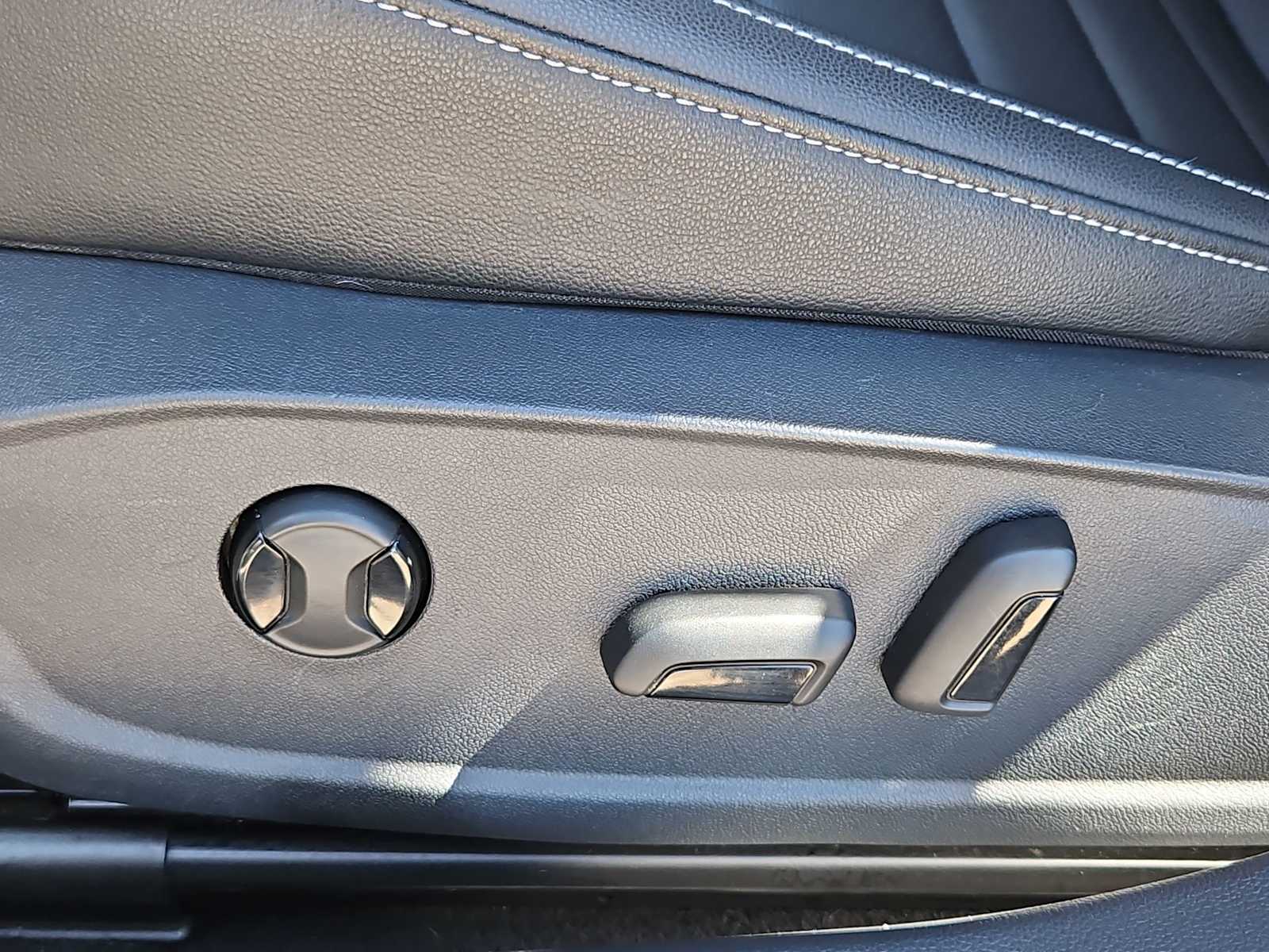 Thumbnail: 2021 Volkswagen Jetta - 17