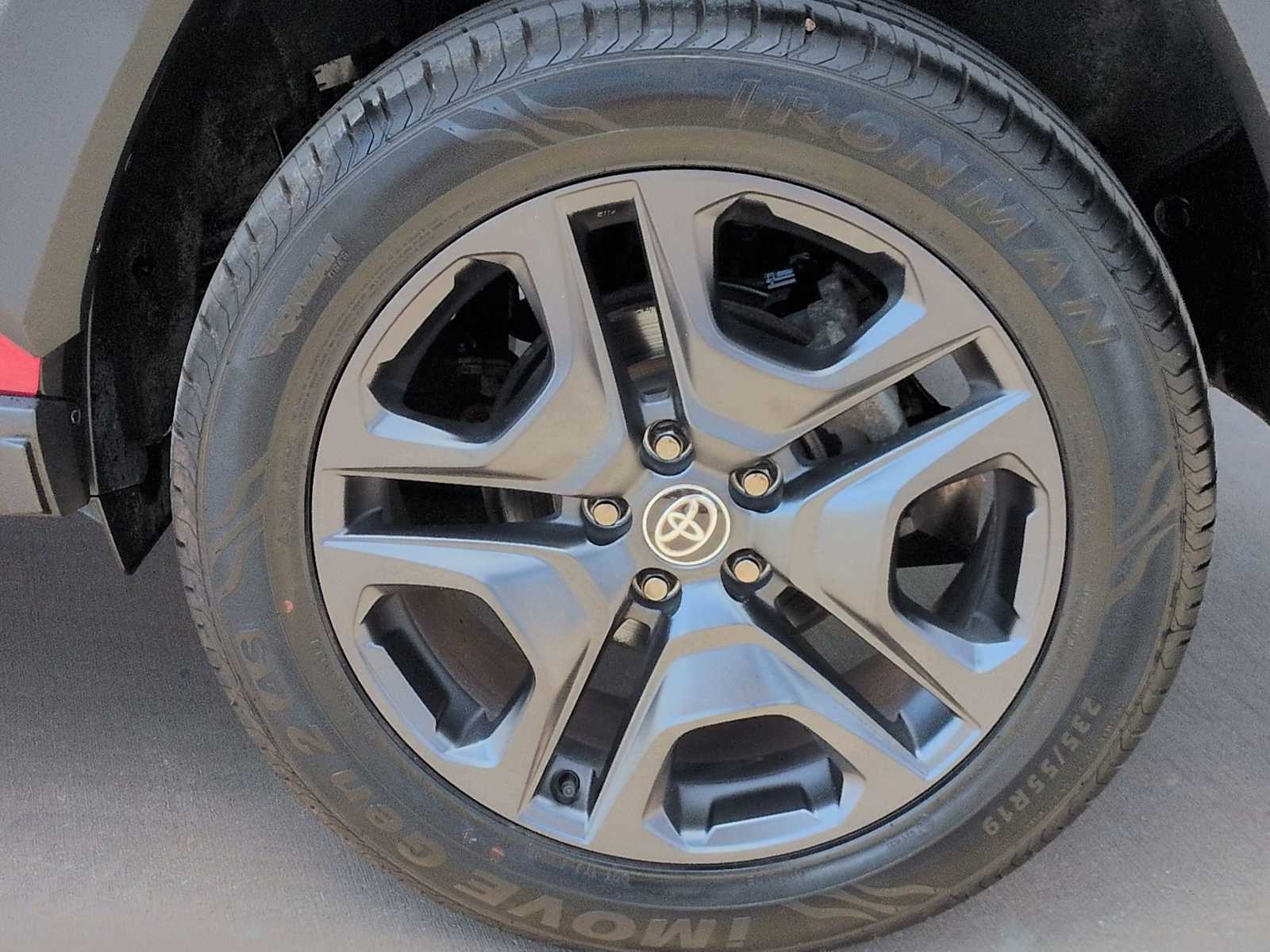 Thumbnail: 2022 Toyota RAV4 - 13