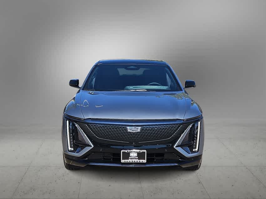 Thumbnail: 2024 Cadillac Lyriq - 3