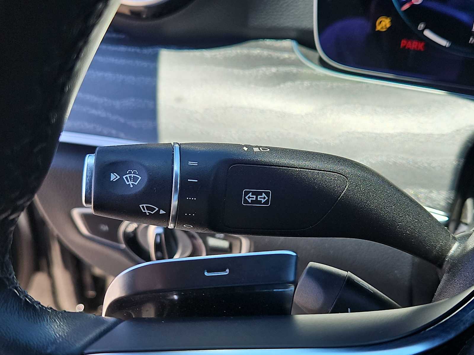 Thumbnail: 2021 Mercedes-Benz E-Class - 25