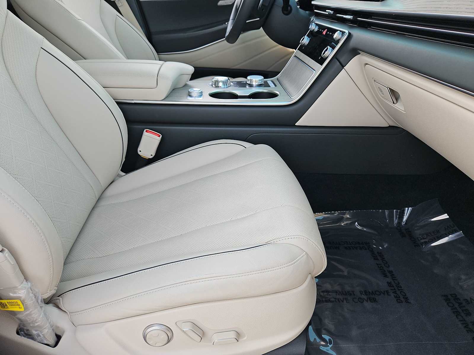 Thumbnail: 2025 Genesis GV80 - 22