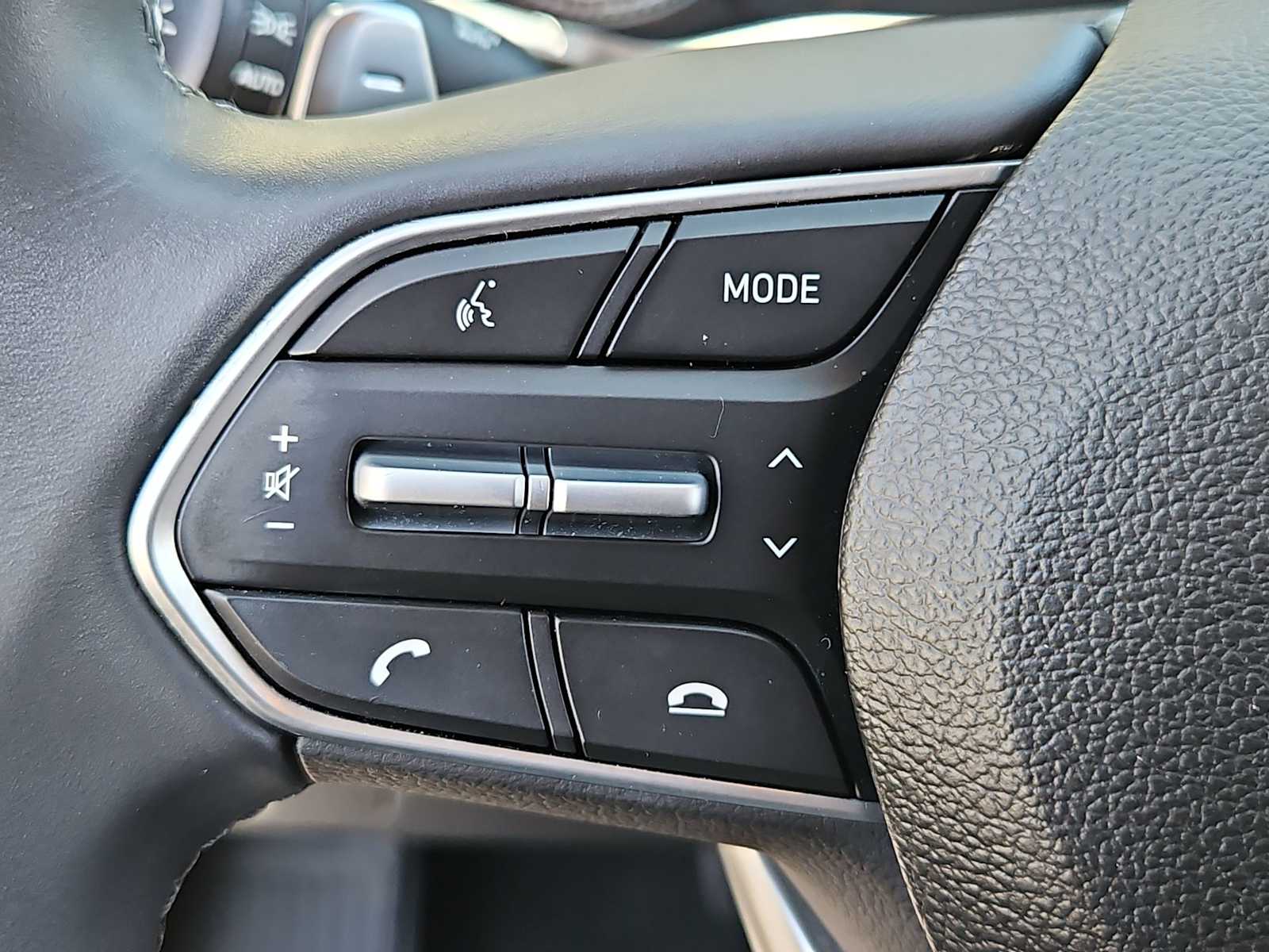Thumbnail: 2023 Hyundai Santa Fe - 22