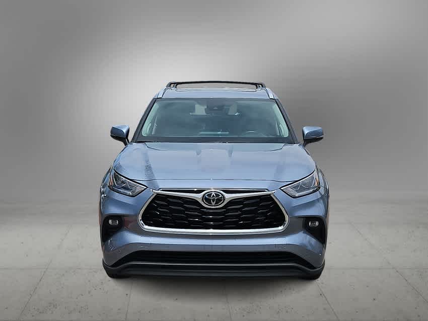 2022 Toyota Highlander Limited 3