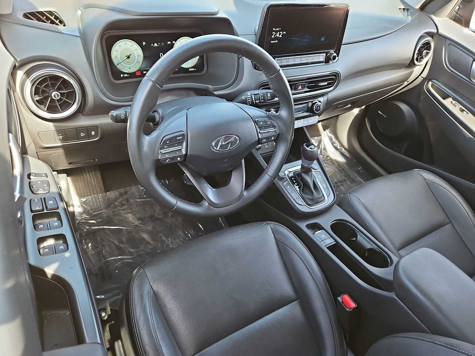 Thumbnail: 2023 Hyundai Kona - 10