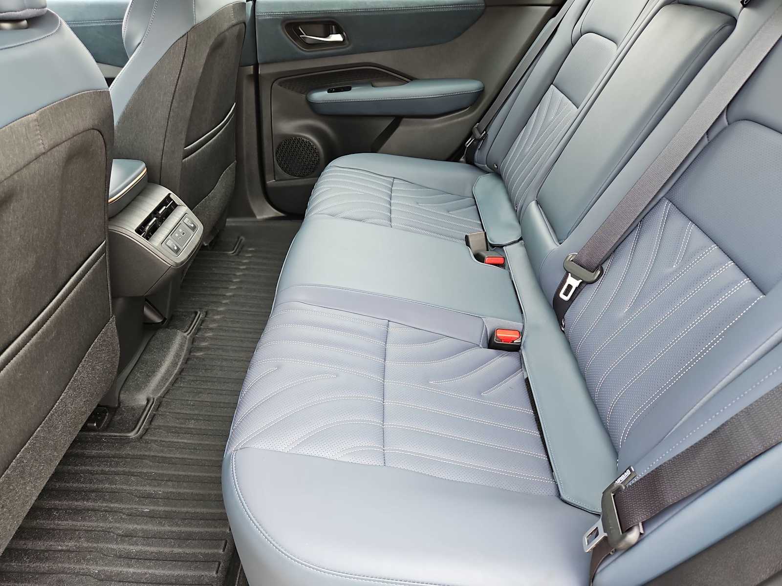 Thumbnail: 2023 Nissan Ariya - 21