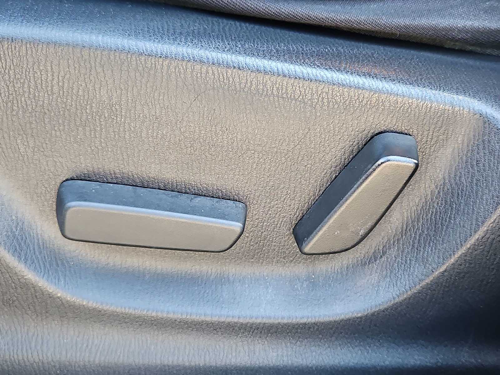 Thumbnail: 2016 Mazda CX-5 - 17