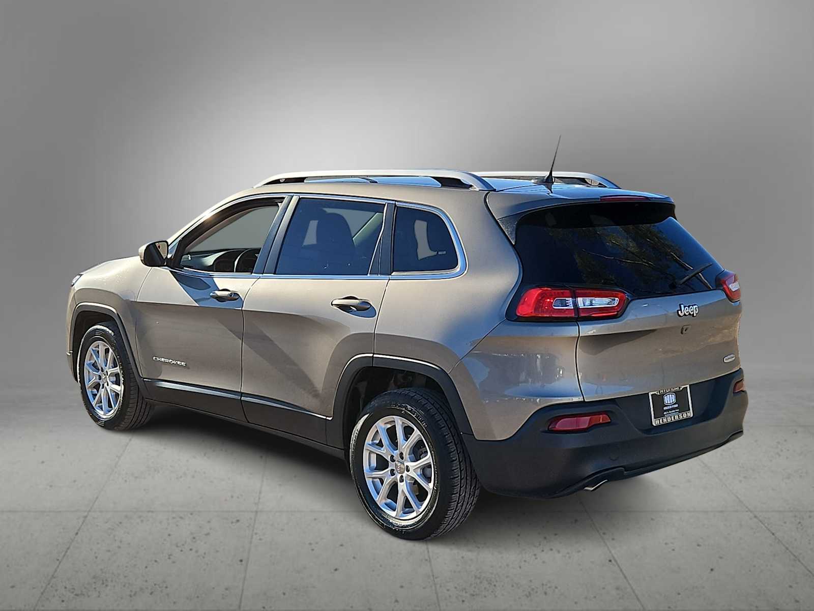 Thumbnail: 2017 Jeep Cherokee - 6