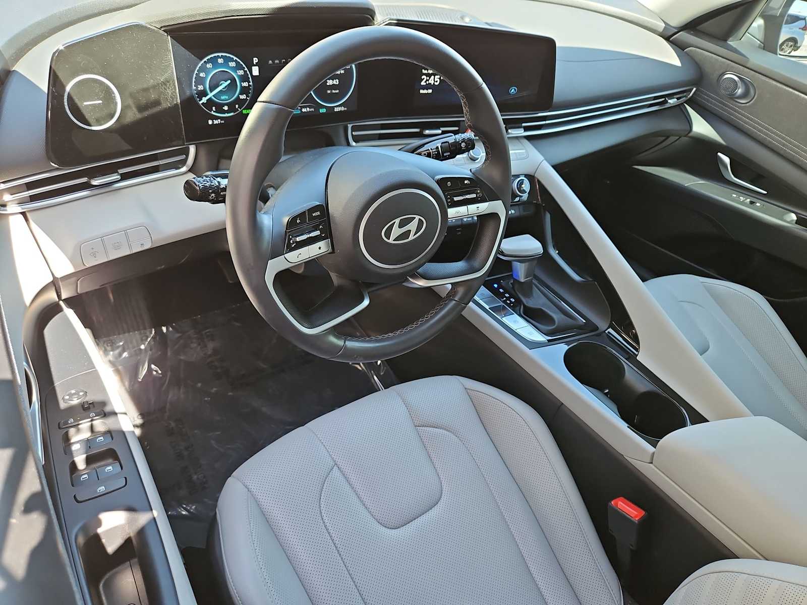 Thumbnail: 2025 Hyundai Elantra - 10