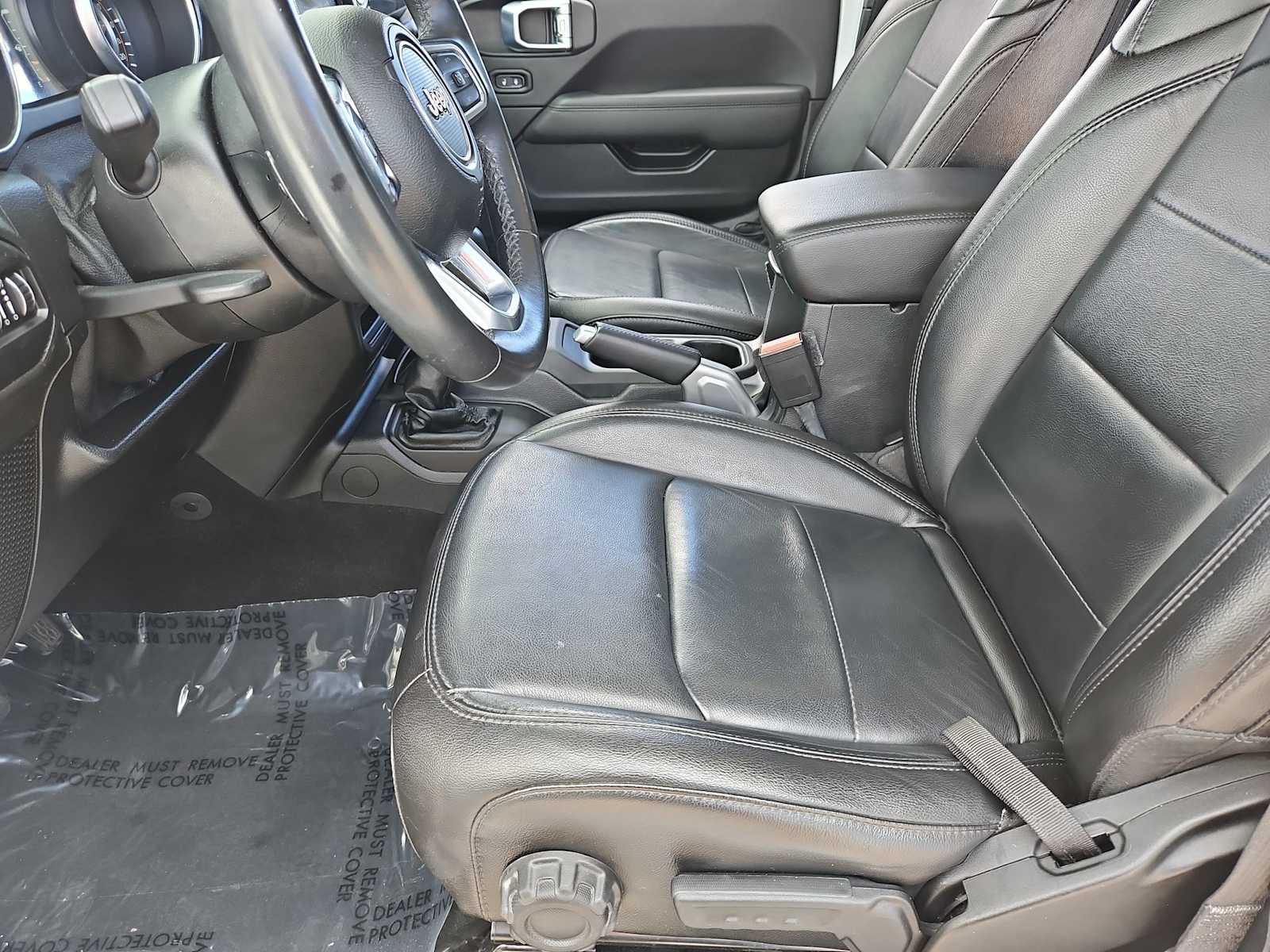 Thumbnail: 2021 Jeep Wrangler - 17