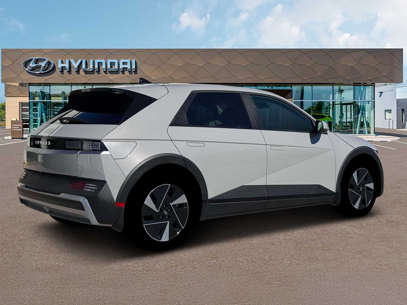 Thumbnail: 2026 Hyundai Ioniq 5 - 8