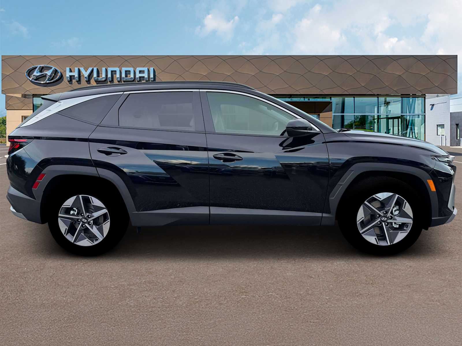 Thumbnail: 2026 Hyundai Tucson - 9