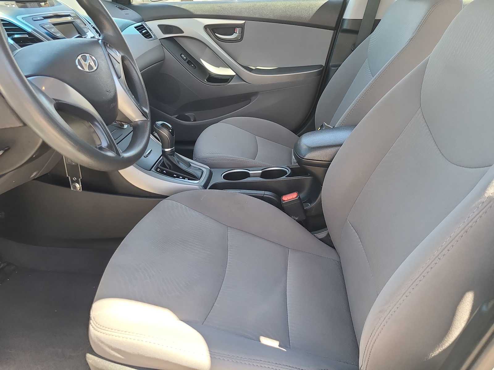 Thumbnail: 2016 Hyundai Elantra - 19