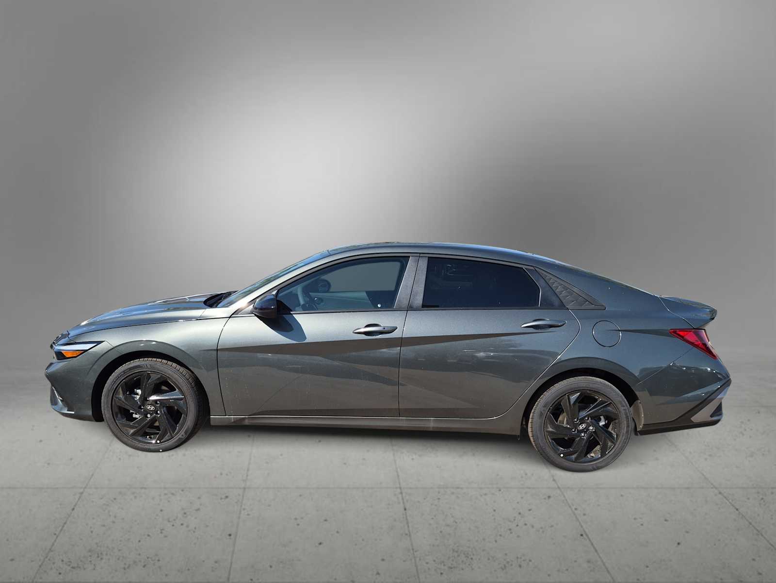 Thumbnail: 2026 Hyundai Elantra - 5