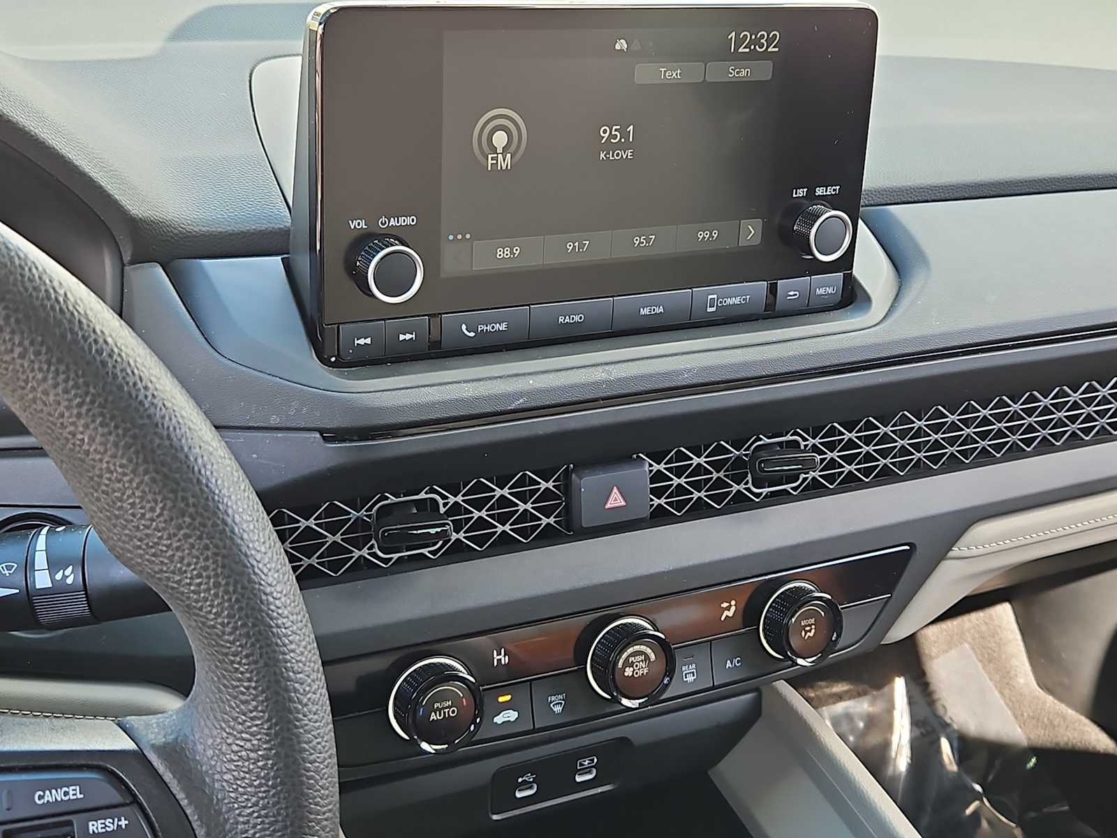 Thumbnail: 2024 Honda Accord - 27