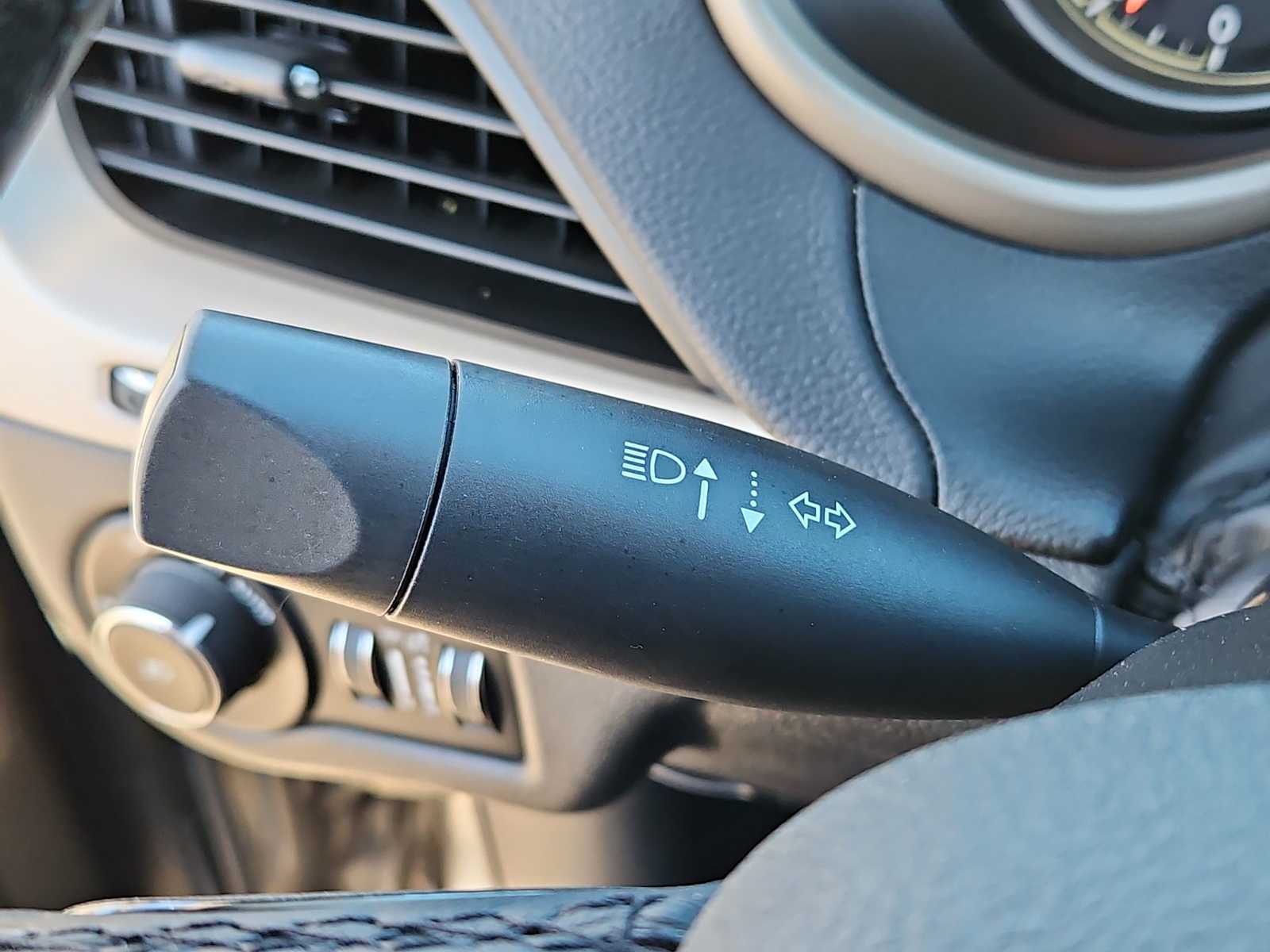 Thumbnail: 2017 Jeep Cherokee - 27