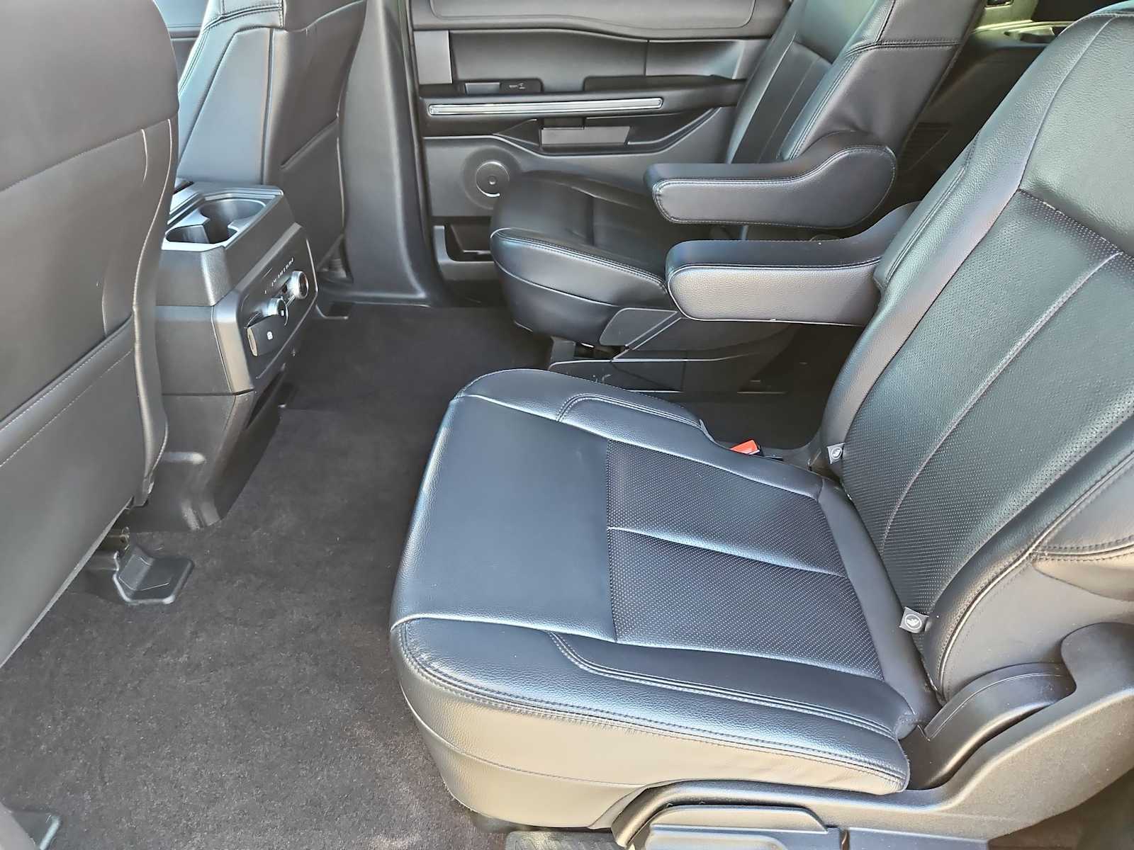 Thumbnail: 2021 Ford Expedition MAX - 21