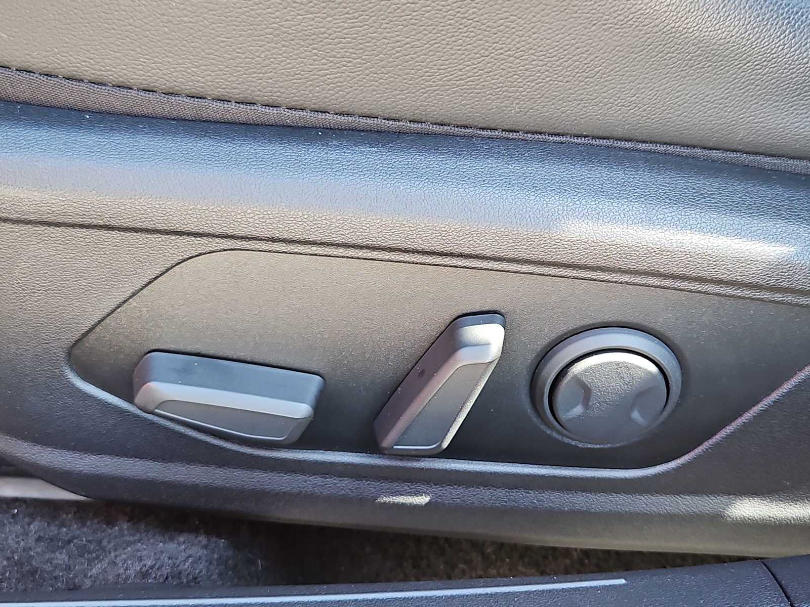 Thumbnail: 2024 Hyundai Elantra - 17