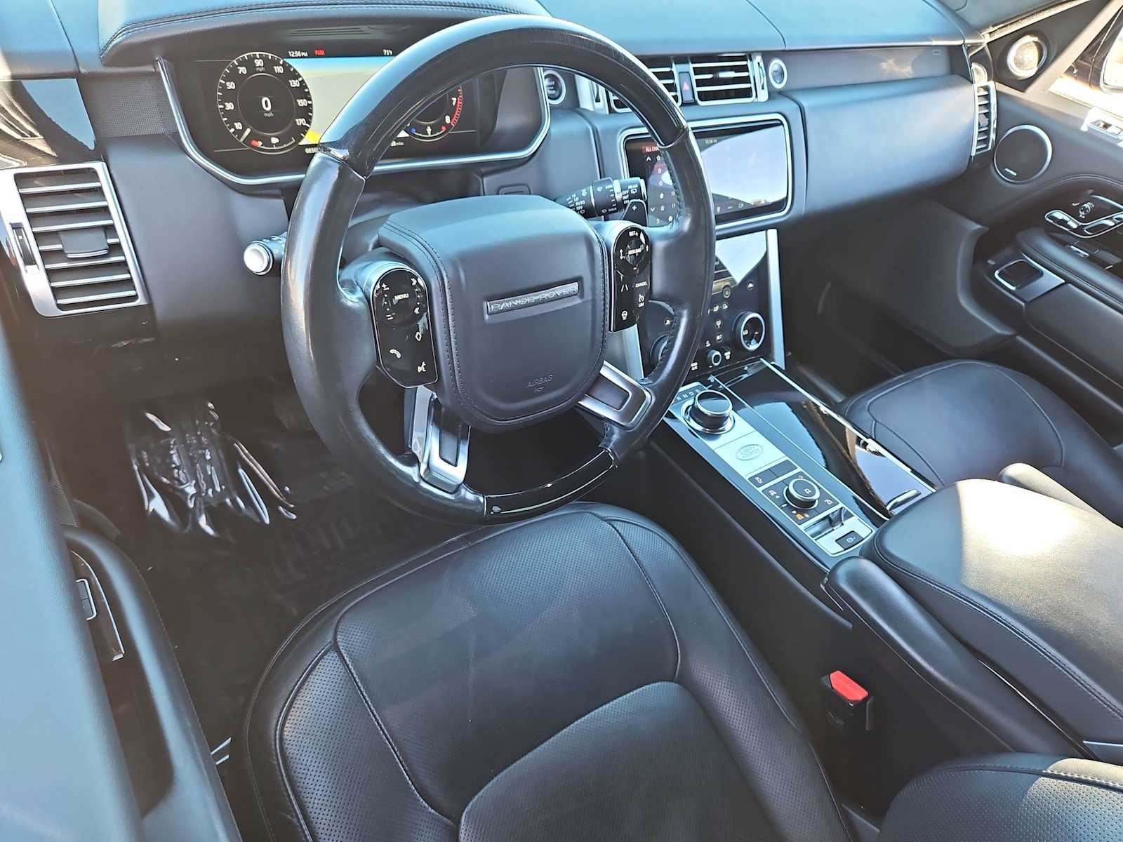 Thumbnail: 2019 Land Rover Range Rover - 10