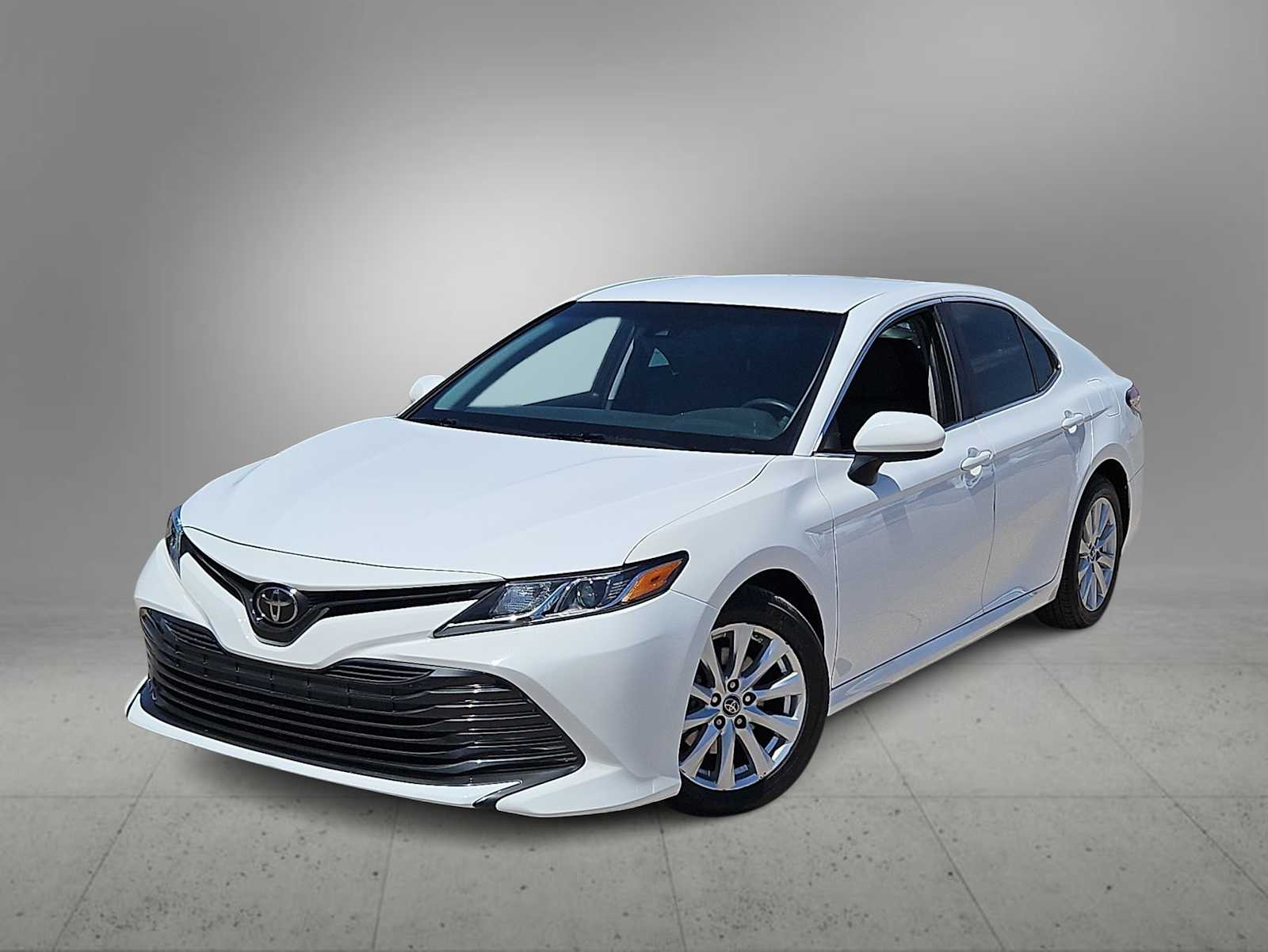 2018 Toyota Camry LE -
                  Henderson, NV